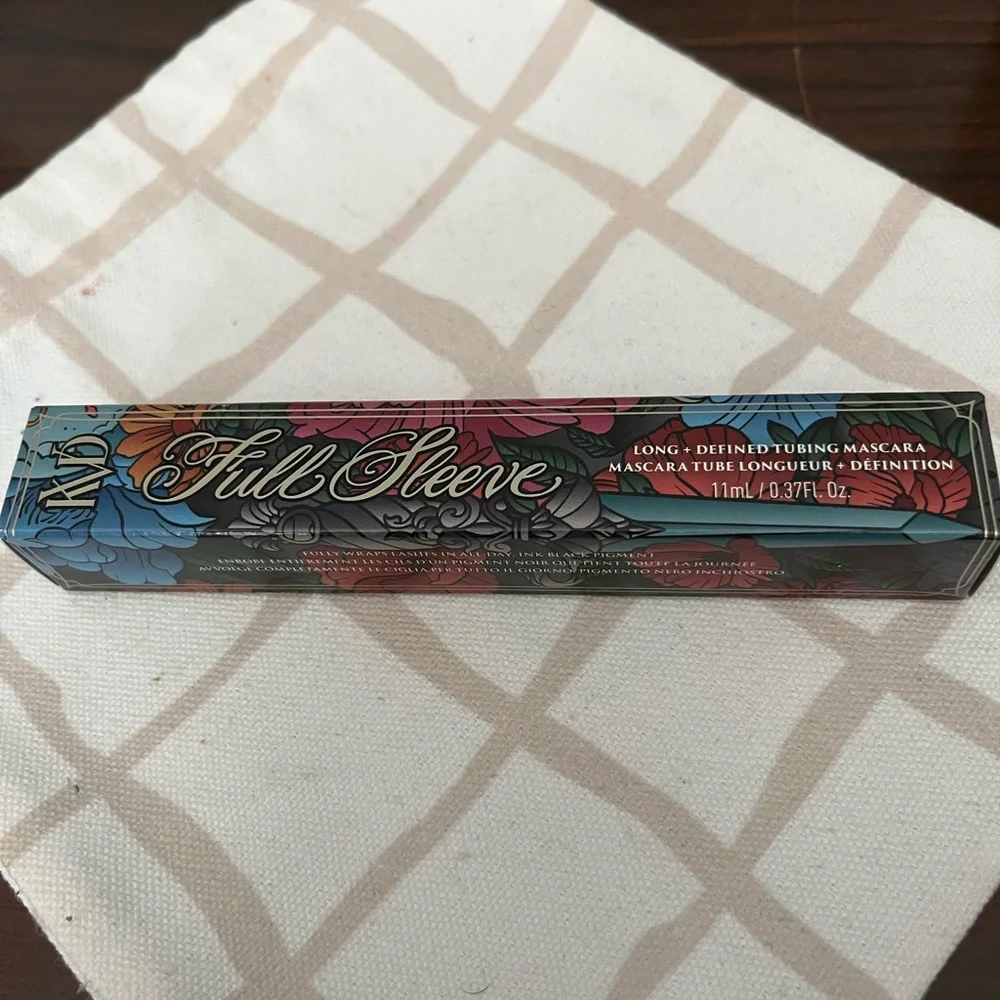 KVD Full Sleeve Black Mascara